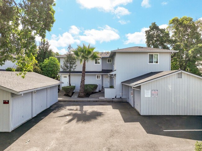 Photo - 10 3rd. Street Unidad 10