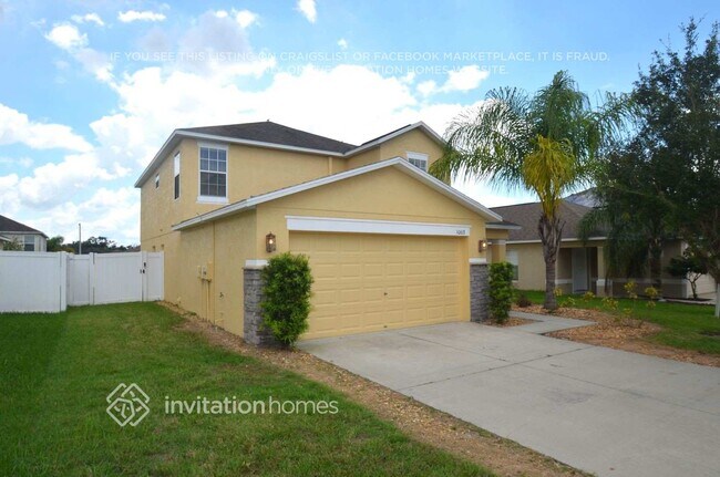 Building Photo - 10613 Shady Preserve Dr Rental
