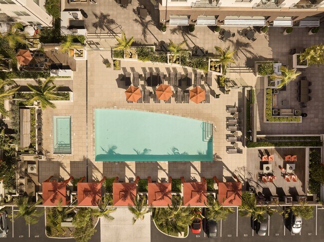 Reata Oakbrook Village