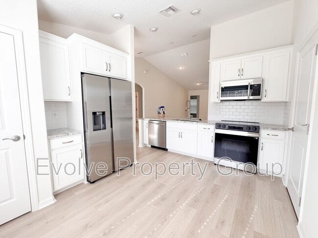Photo - 6 Pickcane Ln