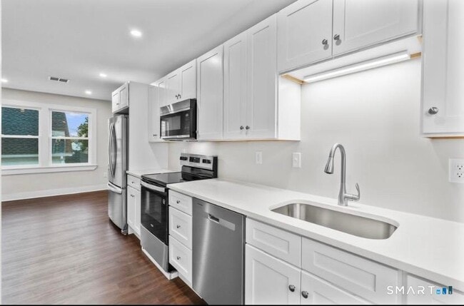 Photo - 57 E Main St Unidad 2