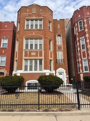 Building Photo - 7825 S Wood St Unit 1