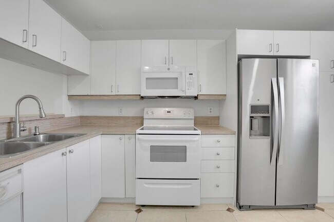 Photo - 315 NW 36th Ave