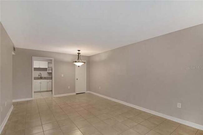 Photo - 484 Banyon Tree Cir Unit 204