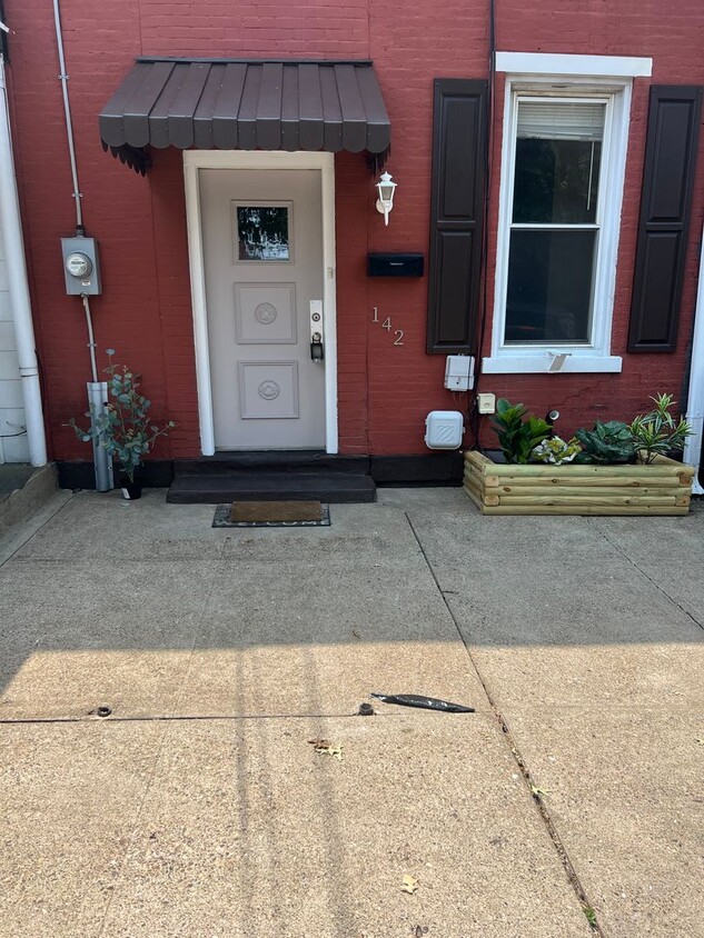 2 Bed 1 Bath Townhouse for Rent in Lawrenc... - 2 Bed 1 Bath Townhouse for Rent in Lawrenc...