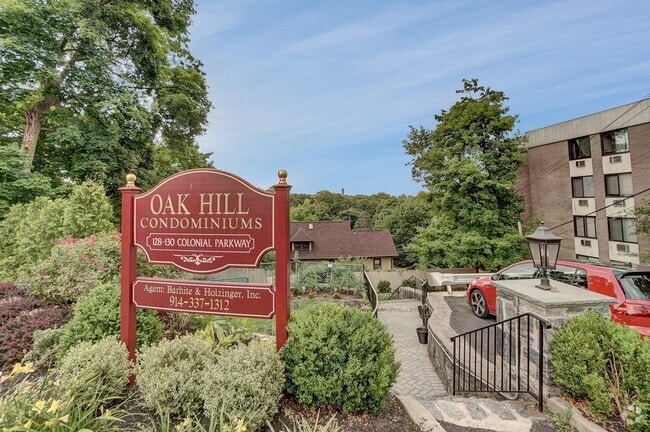 Building Photo - 128 Colonial Pkwy Unit 3E Rental