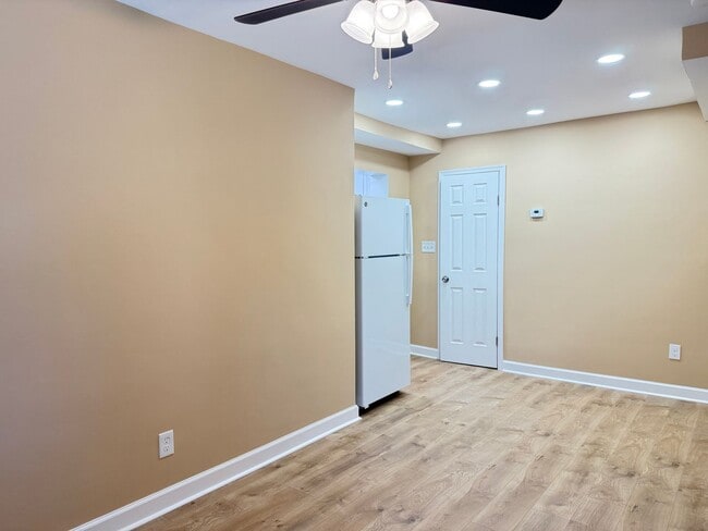 Photo - 8716 Plymouth St Unidad 2