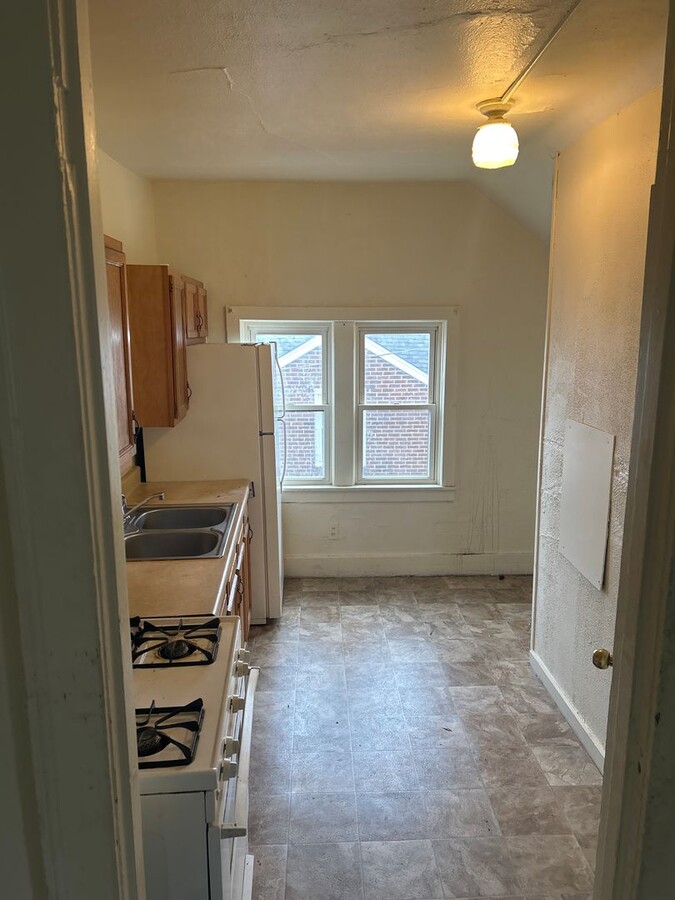 Photo - 429 E 5th St Apartamento Unidad 429 E 5th St #2