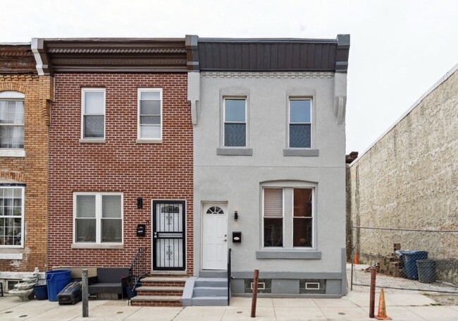 Photo - 2138 E Birch St House