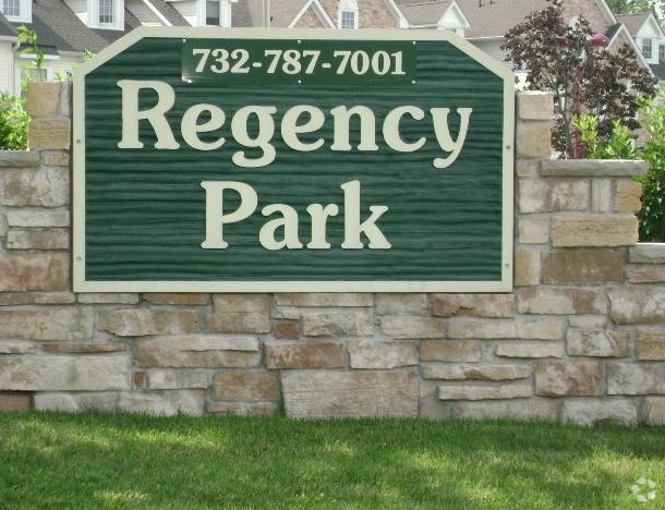 Main Entrance Sign - Regency Park (NO PETS ALLOWED) Rental