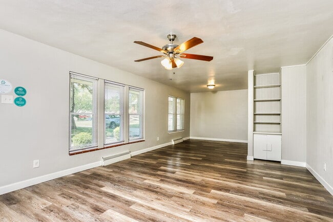 Photo - 1545 Washington St