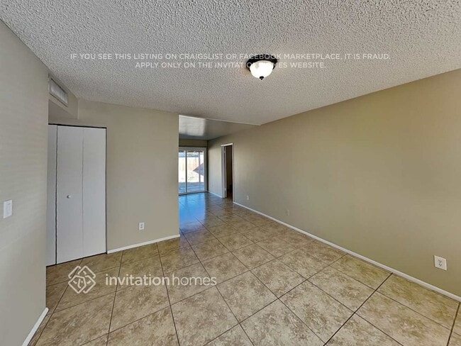 Photo - 7124 W Flower St