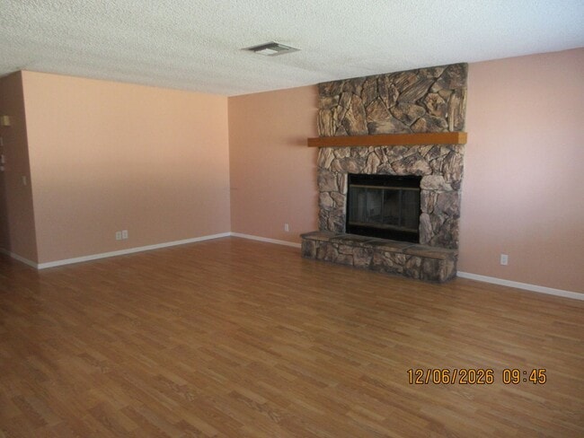 Photo - Beautiful and Spacious 4bd 2ba