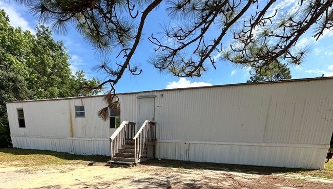 Building Photo - APPROVED SECTION 8 VOUCHERS ONLY! - Rent t... Rental