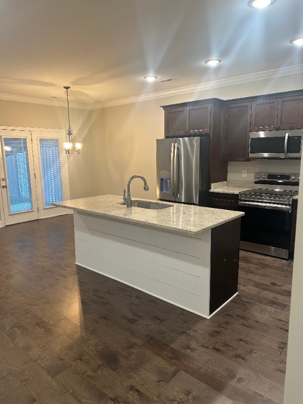 Photo - 528 NE Bellingham Dr