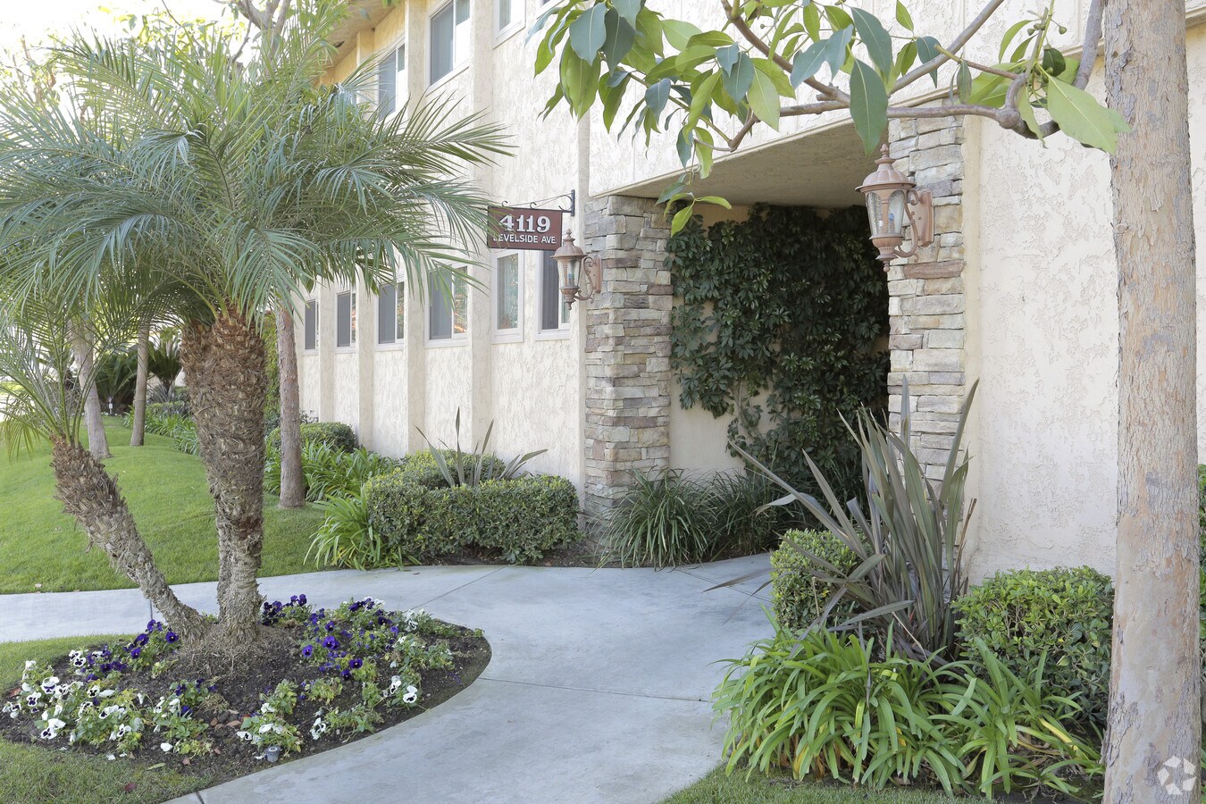 Photo - Country Club Terrace