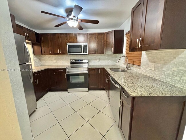 Photo - 9411 Evergreen Pl Unit 303