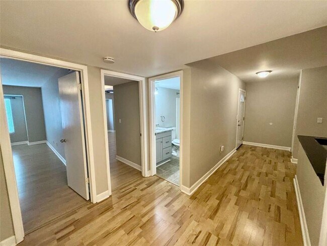 Photo - 58 Rumson Ct