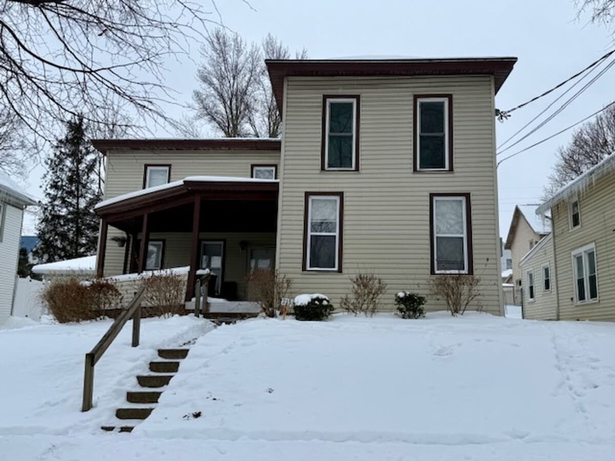 ASHLAND - Charming 1 Bedroom Move In Ready! - ASHLAND - Charming 1 Bedroom Move In Ready! Unidad D