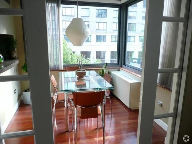 Building Photo - 2 bedroom in NEW YORK NY 10280 Unit 3I Rental