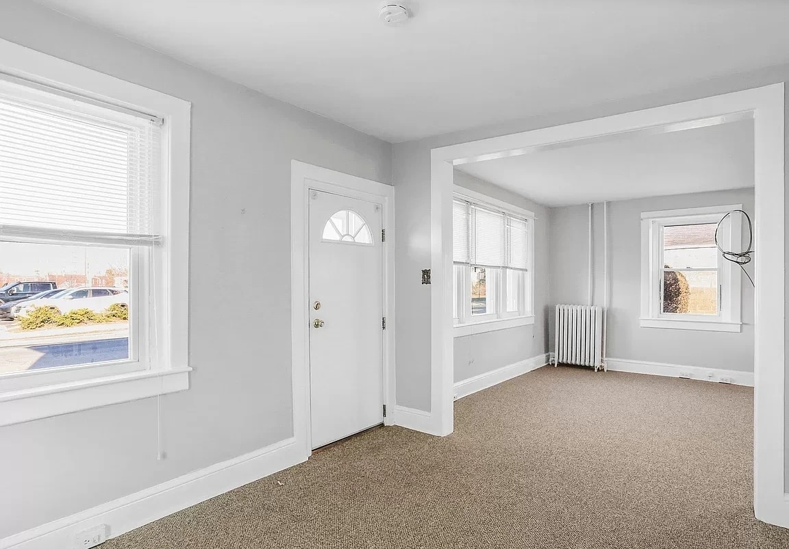 Photo - 25 E Baltimore St