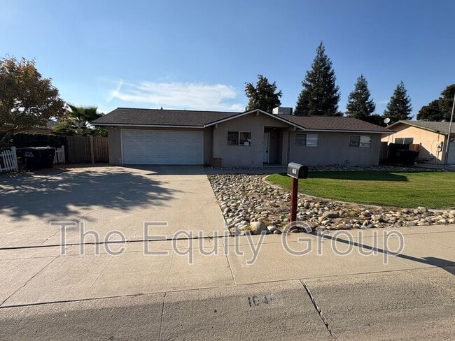 Building Photo - 1641 S Thomas St