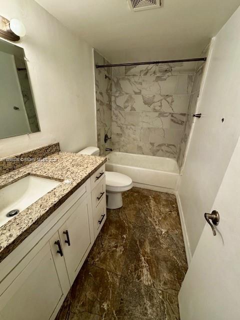 Photo - 1450 NE 191st St Unidad 401