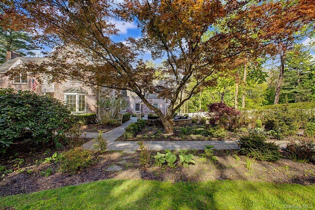 Photo - 24 Ludlow Dr