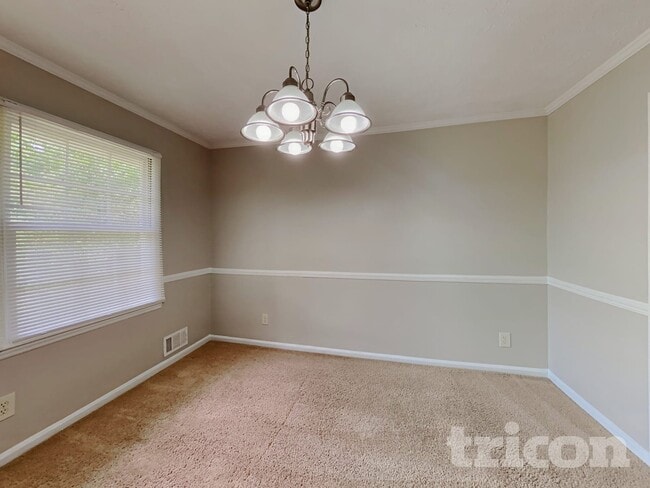 Photo - 5181 Vivid Dr SW