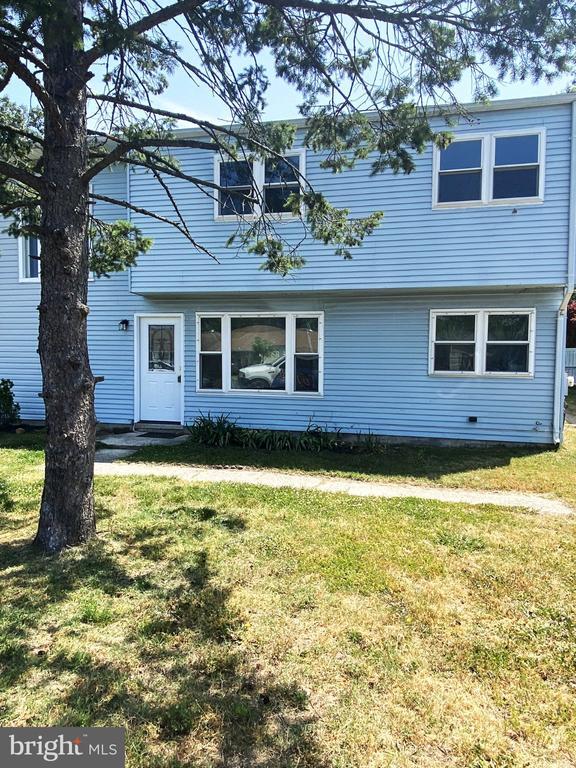 Photo - 7707 QUEENS Rd
