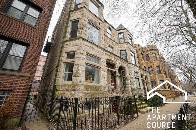 Photo - 665 W Cornelia Ave Unit G
