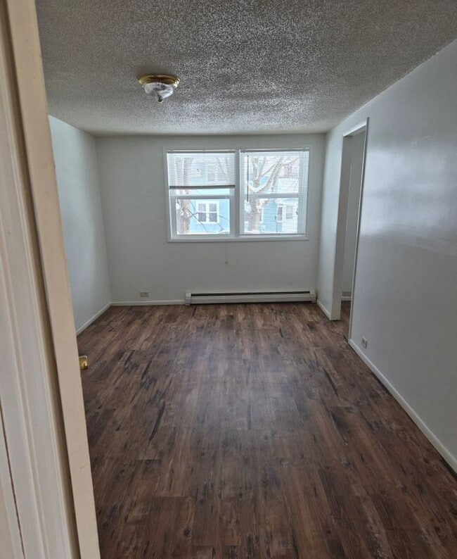 Photo - 212 Sycamore St