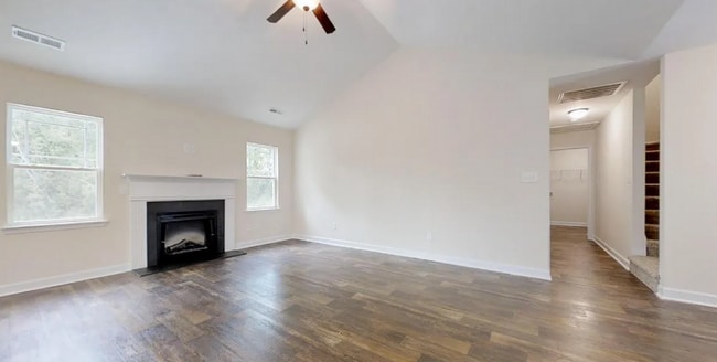 Photo - NEW LISTING!!!!!