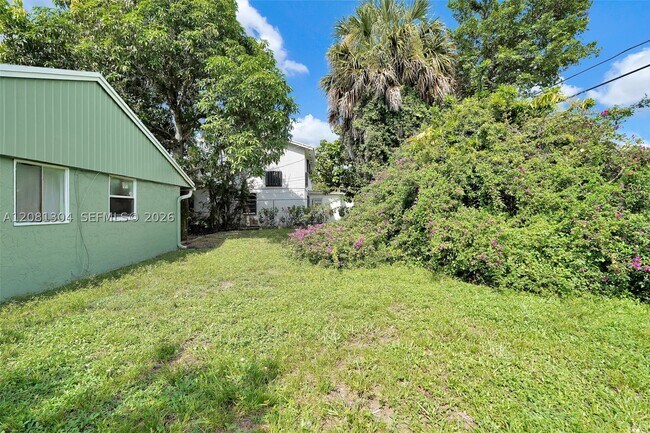 Photo - 3541 NW 7th St