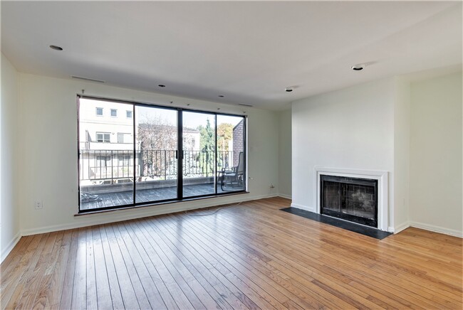 Photo - 325 Monroe St Condo Unit B