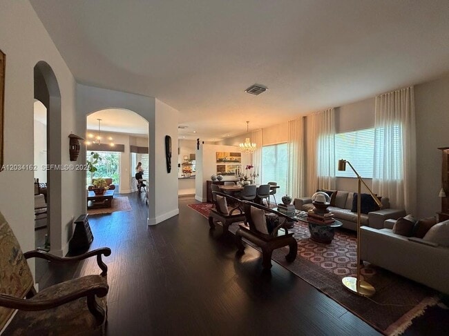 Photo - 10900 NW 72nd St