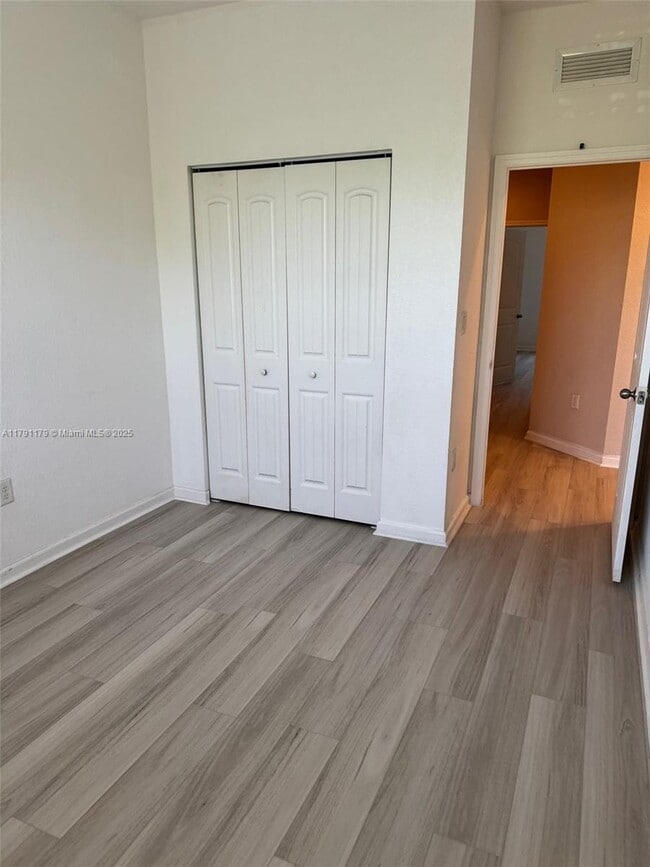 Photo - 283-283 SW 7th Ct