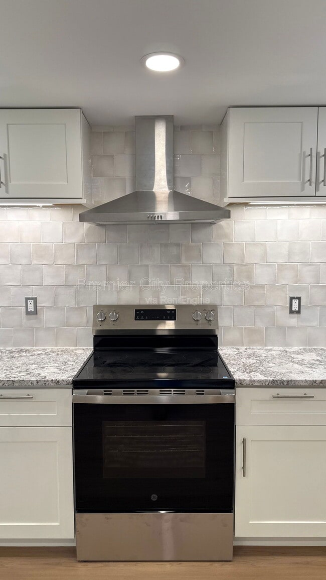 Photo - 240 Mcgregor Ave Unidad 1