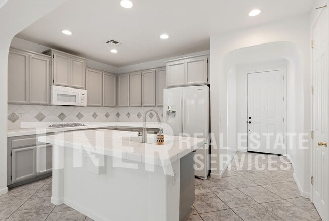 Photo - 1580 Charm Way