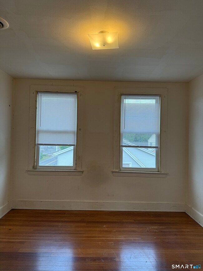 Photo - 31 Lucy St Unit 3