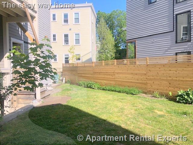 Photo - 77 Kinnaird St Unidad 1