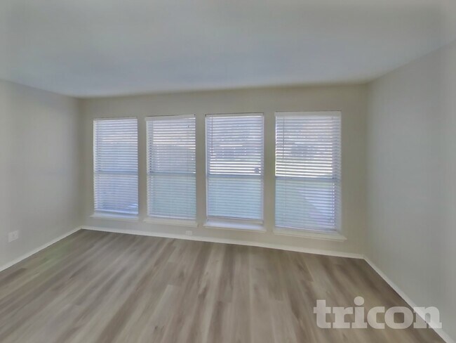 Photo - 1701 Pecan View Dr