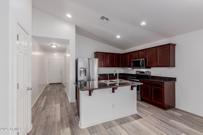 Photo - 231 S 197th Ave