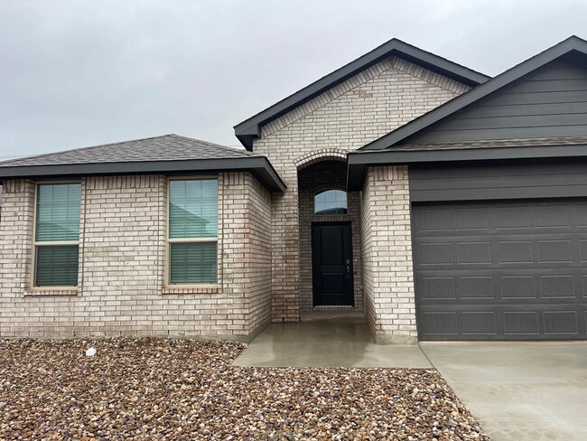 Building Photo - 1907 Ballpark Dr Rental