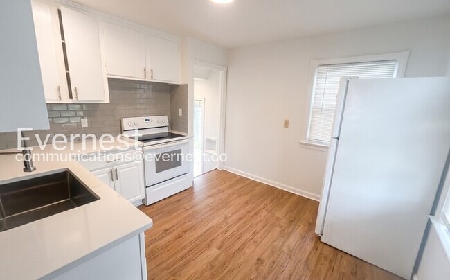 Photo - 20600 Watson Rd