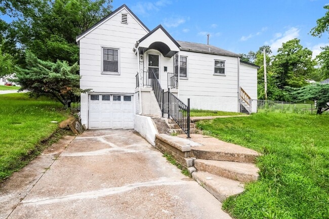Photo - 7150 Manette Dr