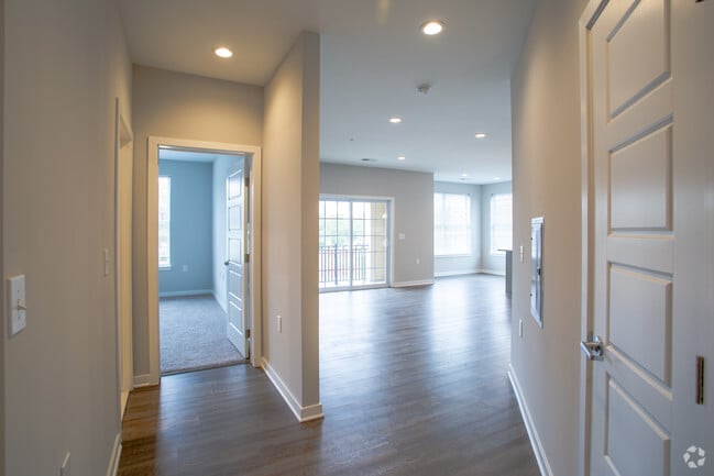 2BR, 2BA - Cresson Hill