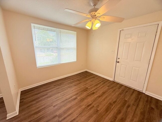 Photo - 1300 W Intendencia St