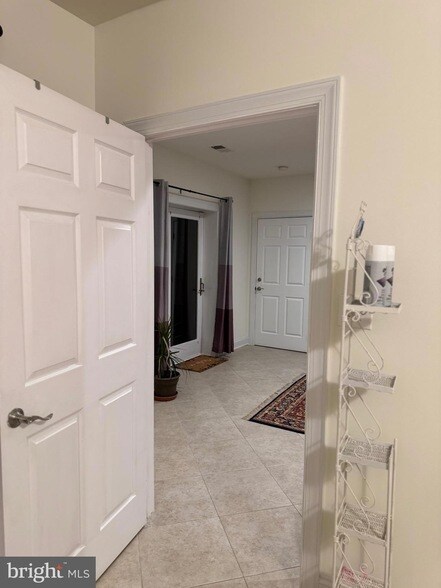 Photo - 6953 Pine Crest Ave