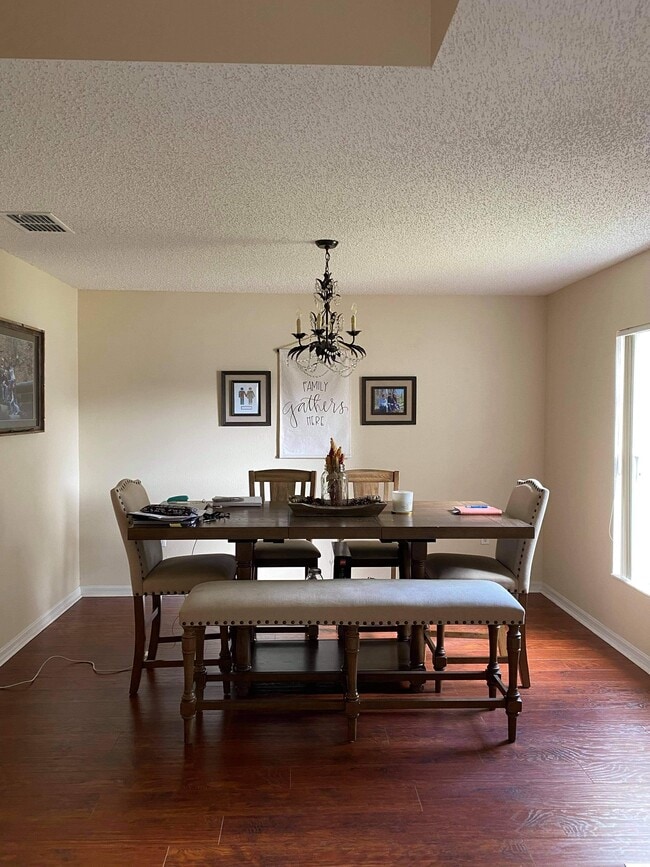 Photo - 10433 Fly Fishing St